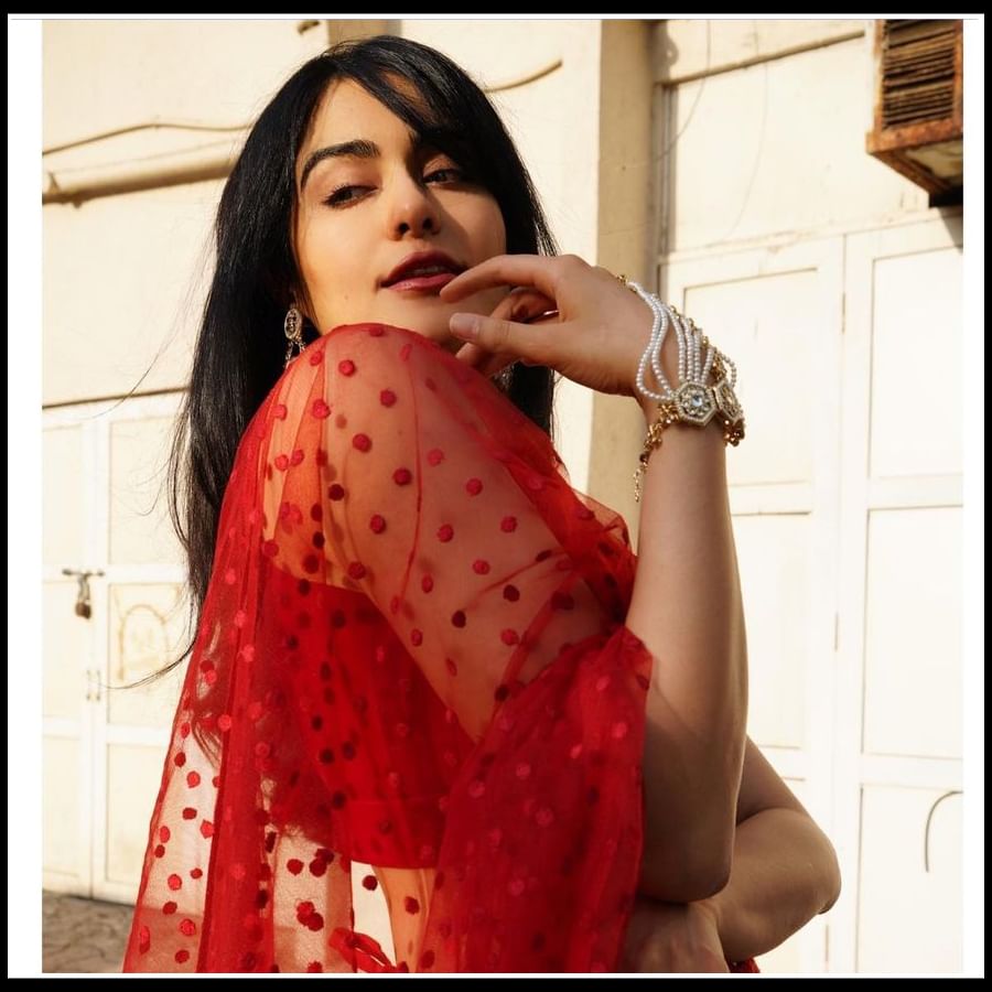 Adah Sharma: ఆదాశర్మ అందాలకు ఫిదా అవ్వని వారు ఎవరైనా ఉంటారా..