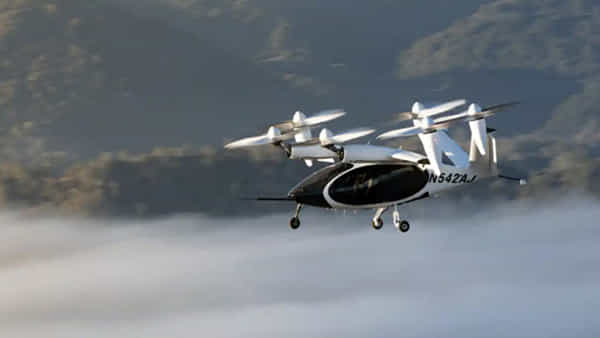 Air Taxi: ట్రాఫిక్ జామ్ నుంచి త్వరలో ఉపశమనం.. వాహనదారులకు అందుబాటులోకి రానున్న ఎయిర్ ట్యాక్సీలు