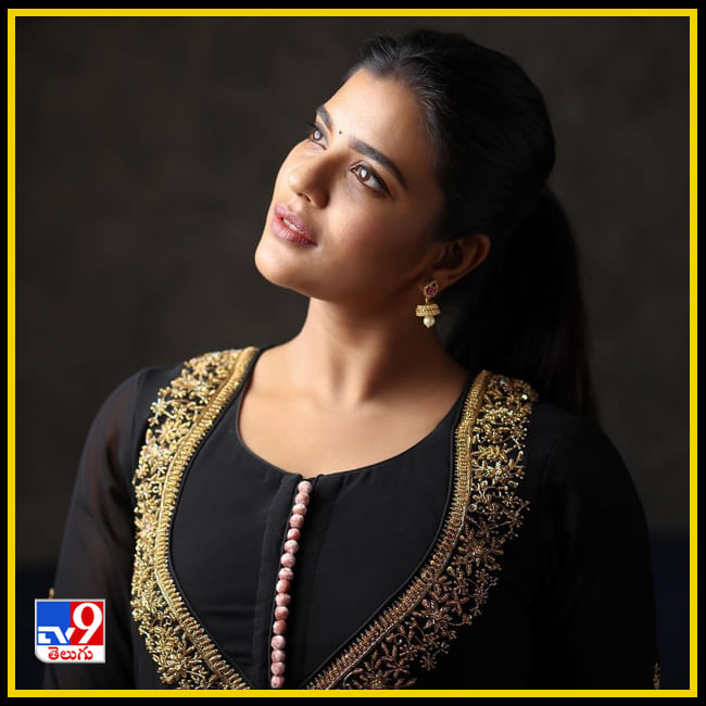 Aishwarya Rajesh New Photos. Credit by:Aishwarya Rajesh/Instagram