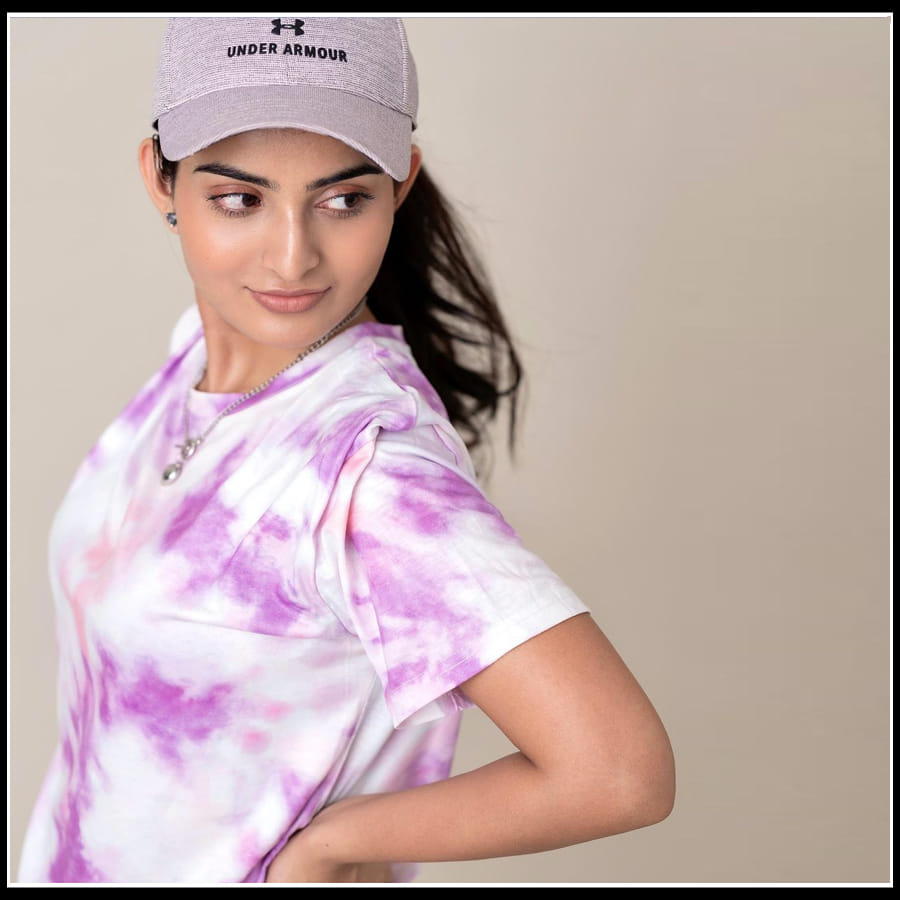 Ananya Nagalla:చూపుతిప్పుకోనివ్వని అందాల ముద్దుగుమ్మ అనన్య..