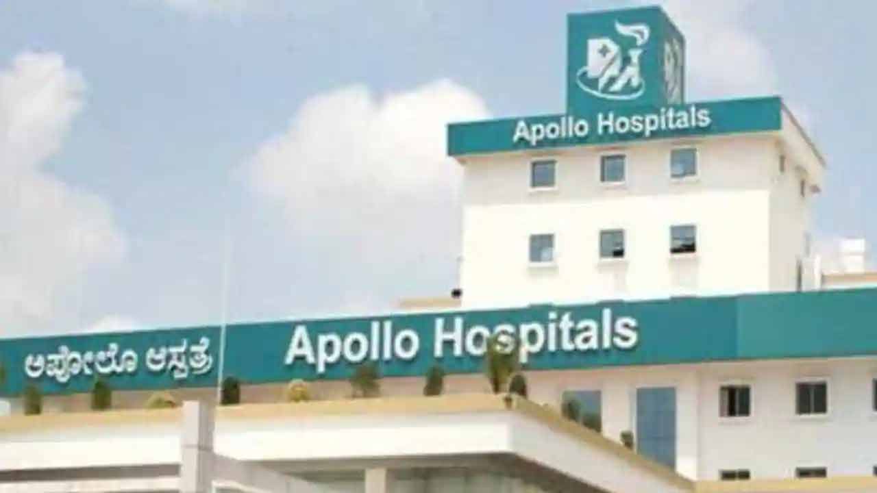 Apollo Hospitals Q4 Results: అపోలో హాస్పిటల్స్ షేర్లు ఉన్నోళ్లకు శుభవార్త.. రూ.11.75 డివిడెండ్‌ ప్రకటించిన కంపెనీ..