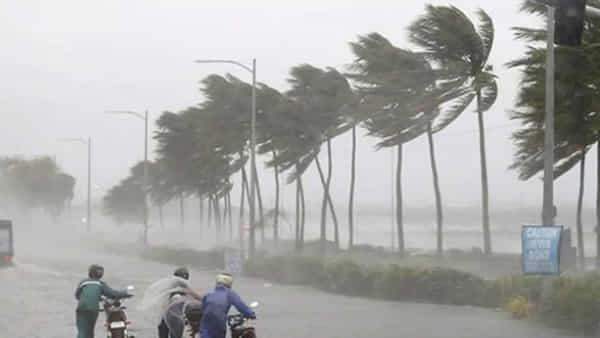 Asani Cyclone AP: ఏపీకి ముంచుకొస్తున్న తుఫాన్ ముప్పు.. ఉత్తరాంధ్రకు భారీ వర్షసూచన..!