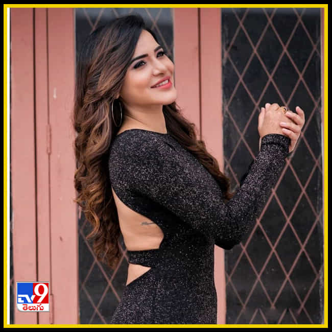 Ashu Reddy New Photos. Credit by:Ashu Reddy/Instagram