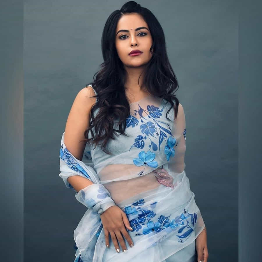 దాంతో బరువు తగ్గి మళ్లీ సినిమాల్లో ప్రయత్నాలు చేయడం మొదలు పెట్టింది. తెలుగు తో పాటు ఇతర భాషల్లో కూడా అవకాశాల కోసం అవికా ఎదురు చూస్తోంది.