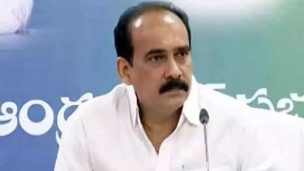 Andhra Pradesh: హోం మంత్రి కారుపై చేయి పడితే నా కారుపై పడినట్లే.. మాజీ మంత్రి బాలినేని తీవ్ర వ్యాఖ్య