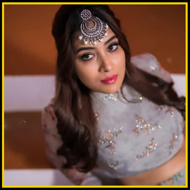 Bhanu Shree New Photos. Credit by:Bhanu Shree/Instagram