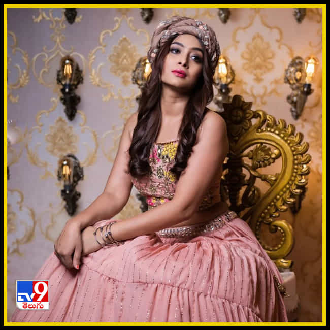 Bhanu Shree New Photos. Credit by:Bhanu Shree/Instagram