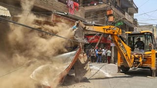 Viral: వామ్మో! ఎలక్ట్రిక్ మెషిన్ల చాటున చీకటి ఎవ్వారం.. అధికారులు చెక్ చేయగా మైండ్ బ్లాంక్..