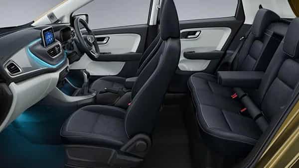 Car AC: కారులో ఏసీ ఉన్నా చల్లగా ఉండటం లేదా.. అయితే మీరు ఈ తప్పులు చేస్తున్నట్లే..!