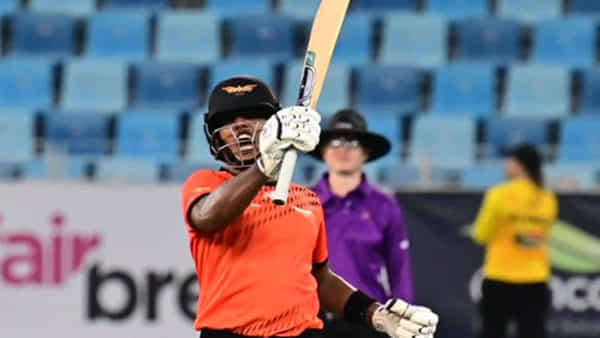 Cricket News: 55 బంతుల్లో 107 పరుగులు.. సెంచరీతో వీర విహారం చేసిన శ్రీలంక ప్లేయర్..!
