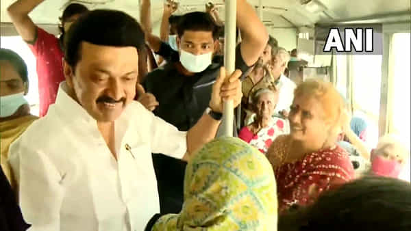 CM Stalin: ముఖ్యమంత్రిగా ఏడాది పాలన పూర్తి చేసుకున్న స్టాలిన్.. మరో ఐదు కొత్త పథకాలకు శ్రీకారం..
