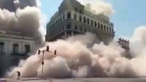 Cuba Explosion: భారీ పేలుళ్లతో దద్దరిల్లిన క్యూబా.. 18 మంది మృతి, 64 మందికి గాయాలు