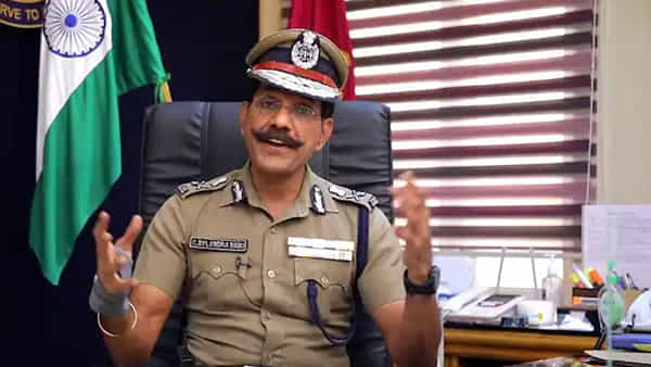DGP : డీజీపీ కీలక ఉత్తర్వులు.. రాత్రి సమయంలో ఎట్టి పరిస్థితులలో విచారించవద్దు..