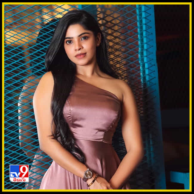 Divya Bharathi New Photos. Credit by:Divya Bharathi/Instagram