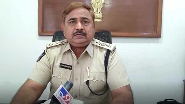 B.Pharmacy student murder: బీ ఫార్మసీ విద్యార్థిని మృతిపై కీలక వివరాలు వెల్లడించిన డీఎస్పీ.. నిందితుడి అరెస్ట్..!