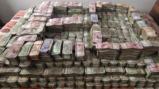 Board Exams: ఎక్కువ మార్కులు సాధిస్తే హెలికాప్టర్‌లో ఫ్రీ రైడ్‌కు తీసుకెళ్తా.. విద్యార్థులకు సీఎం బంపర్ ఆఫర్..!