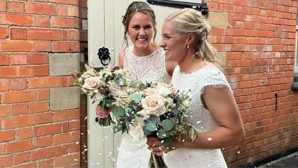 Women Cricketers Marriage: ఐదేళ్ల ప్రేమకు ఫుల్స్టాప్.. ఒక్కటైన ఇంగ్లండ్ మహిళా క్రికెటర్లు..