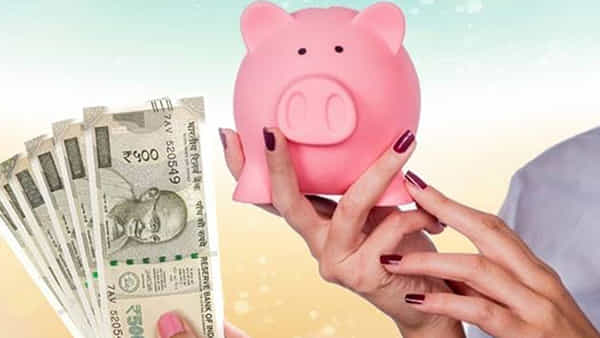 Fixed Deposit: ఆ బ్యాంకు కస్టమర్లకు గుడ్న్యూస్.. ఫిక్స్డ్ డిపాజిట్లపై వడ్డీ రేట్ల పెంపు.. ఇదే బాటలో మరిన్ని బ్యాంకులు