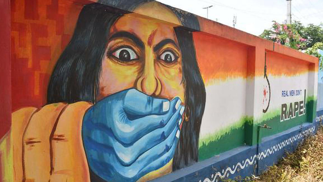 Hyderabad: బ‌ర్త్‌డే పార్టీకి పిలిచి మైన‌ర్‌పై కారులో..హైదరాబాద్ లో మ‌రో దారుణం
