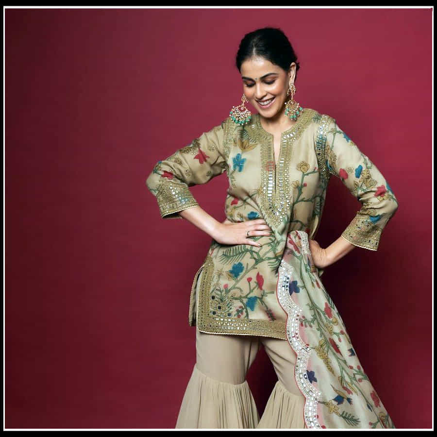 Genelia: రాయల్ లుక్ లో అదరగొడుతున్న ముద్దుగుమ్మ జెనీలియా..