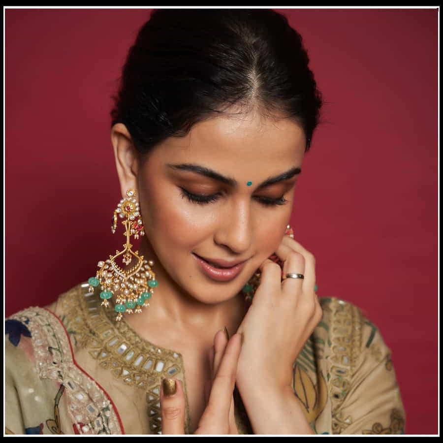 Genelia: రాయల్ లుక్ లో అదరగొడుతున్న ముద్దుగుమ్మ జెనీలియా..