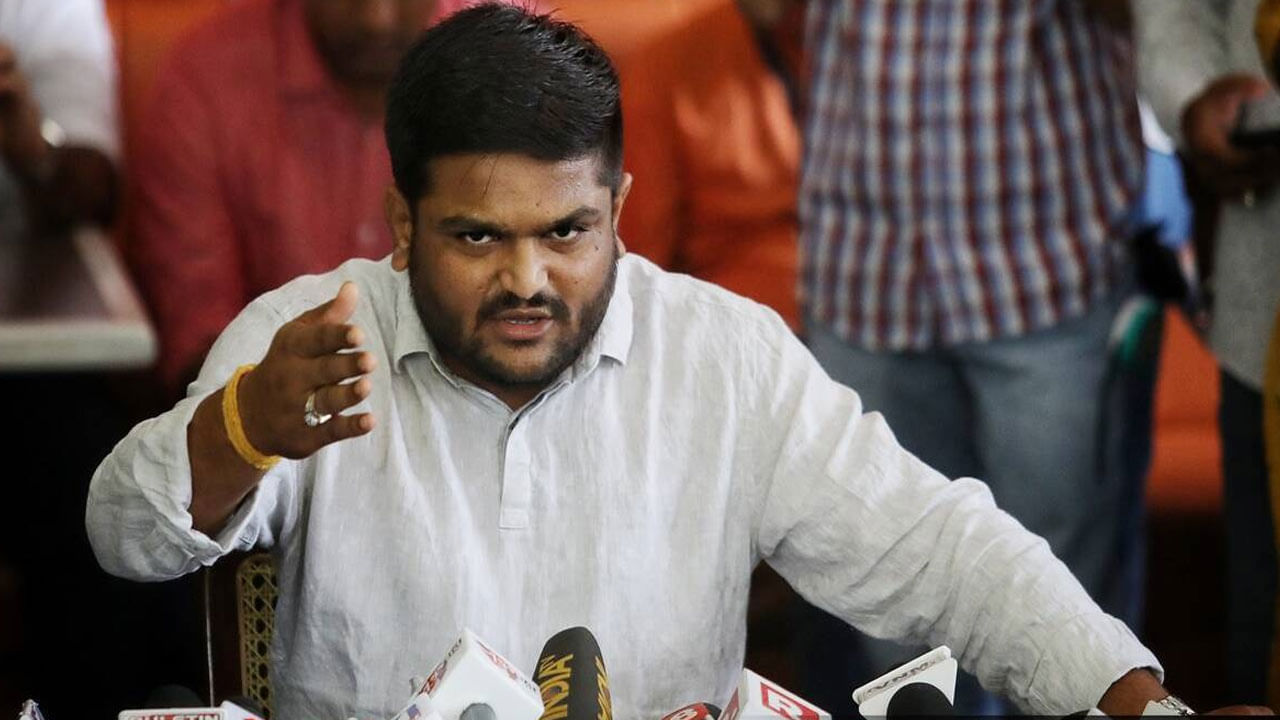 Hardik Patel: బీజేపీలో చేరడం లేదు.. ఊహాగానాలపై క్లారిటీ ఇచ్చిన హార్దిక్ పటేల్..