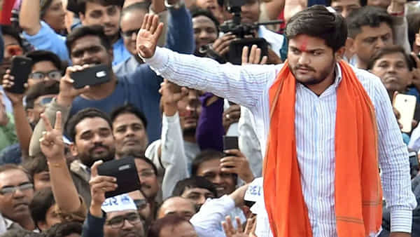 Hardik Patel resignation: హస్తం పార్టీకి హ్యాండిచ్చిన హార్థిక్ పటేల్.. గుజరాత్ ఎన్నికలకు ముందు కాంగ్రెస్కు బిగ్ షాక్..