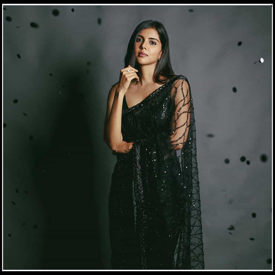 kalyani priyadarshan:మెరిసిపోతున్న కళ్యాణి ప్రియదర్శన్ శారీలో అందాలు చుస్తే మతి పోవాల్సిందే..