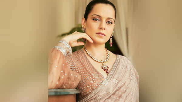 Kangana Ranaut: స్టార్ కిడ్స్ పై కంగనా రనౌత్ షాకింగ్ కామెంట్స్.. ఉడకబెట్టిన కోడిగుడ్లలా ఉంటారంటూ..