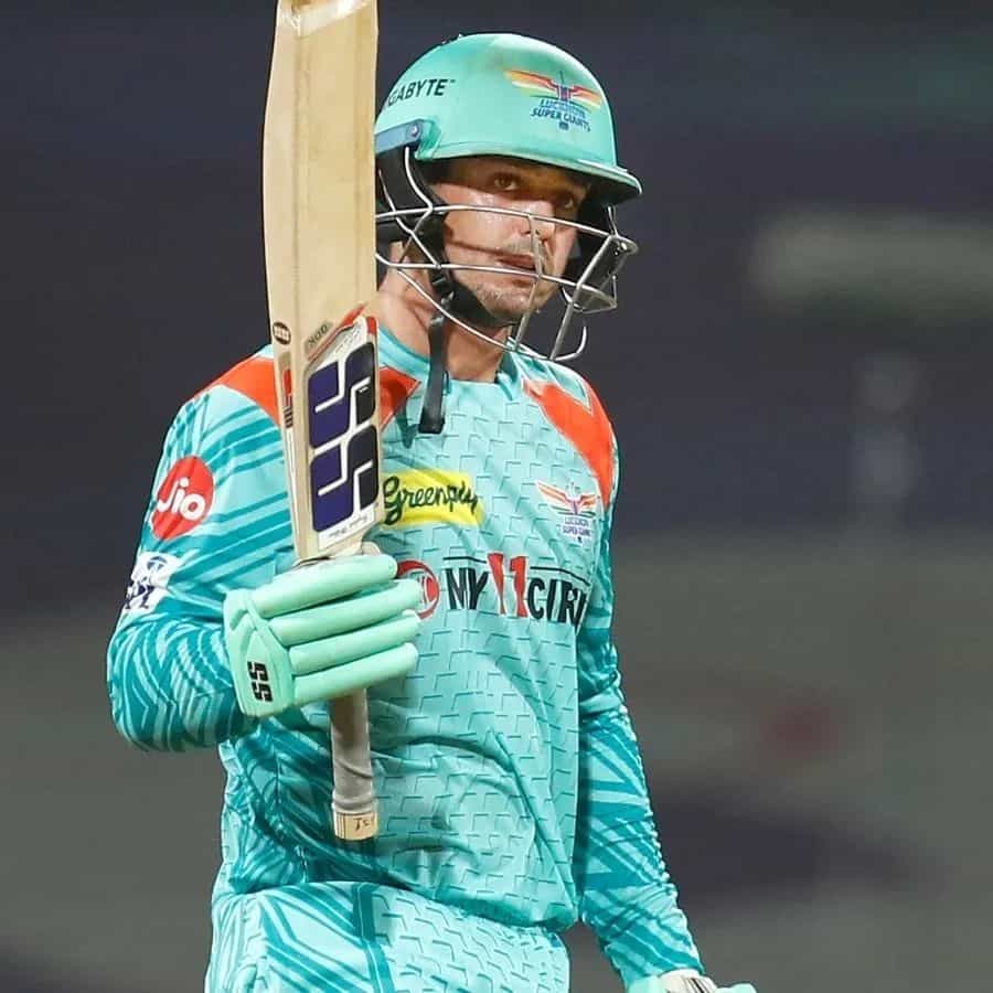 అంతే కాదు రాహుల్తో కలిసి డికాక్ ఐపీఎల్ చరిత్రలోనే అతిపెద్ద ఓపెనింగ్ భాగస్వామ్య రికార్డును కూడా సృష్టించాడు. వీరిద్దరూ ఔట్ అవ్వకుండానే 20 ఓవర్లలో 210 పరుగుల రికార్డు భాగస్వామ్యాన్ని నెలకొల్పారు. ఒక జట్టు 20 ఓవర్లు పూర్తి చేసి ఒక్క వికెట్ కూడా కోల్పోకుండా బ్యాటింగ్ చేయడం ఐపీఎల్ చరిత్రలో ఇదే తొలిసారి.