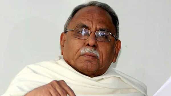 KVP Ramachandra rao: కేవీపీ రామచంద్ర రావు ఇంట్లో భారీ చోరీ.. డైమండ్ నక్లెస్ మాయం..