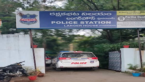 Hyderabad: అర్థరాత్రి దారుణం.. కత్తులతో పొడిచి, అమానుషంగా హత్య చేసి