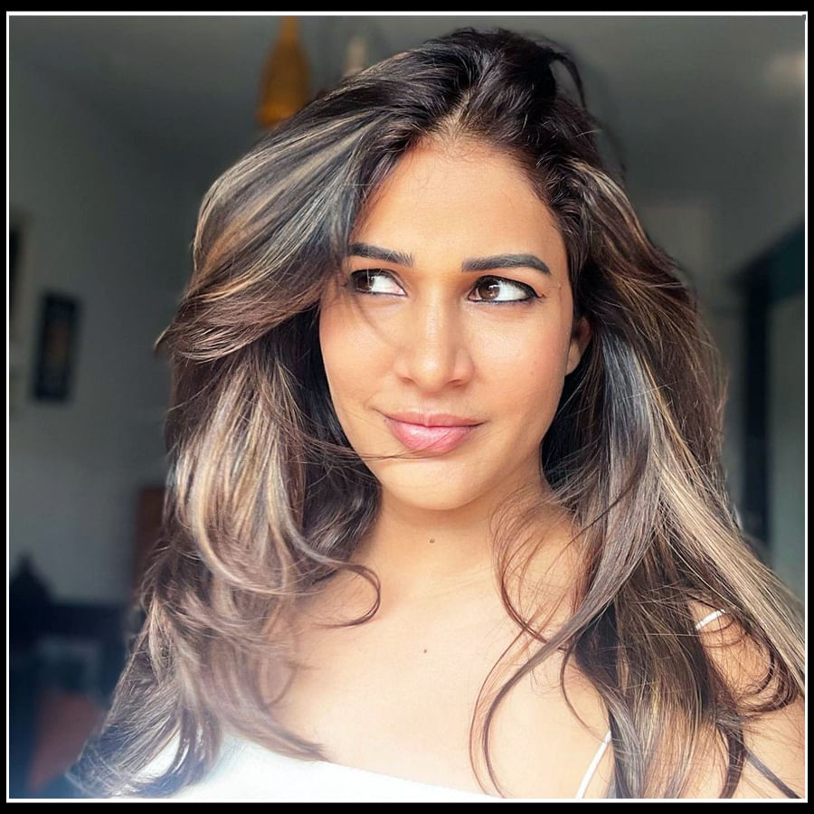 Lavanya tripathi: సొట్టబుగ్గల చిన్నది లావణ్య త్రిపాఠి  అందాలు.. 