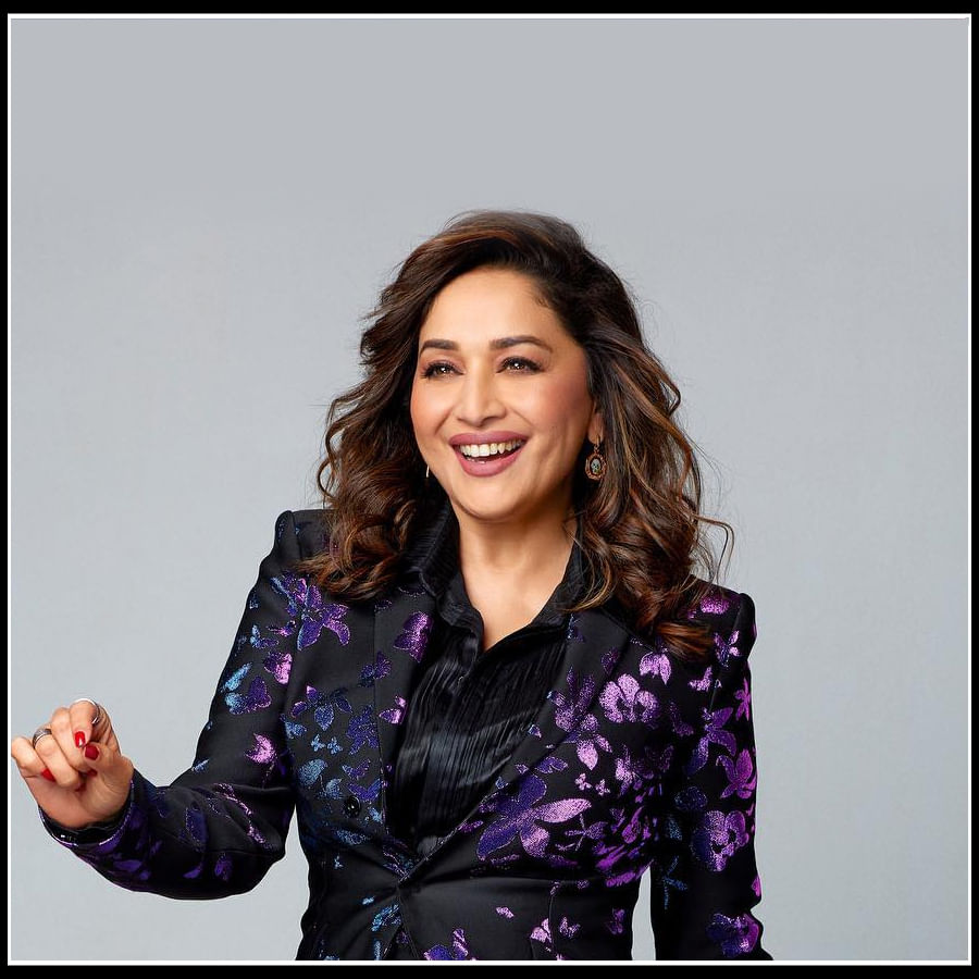 Madhuri Dixit: మతిపోగొడుతున్న మాధురి దీక్షిత్.. 