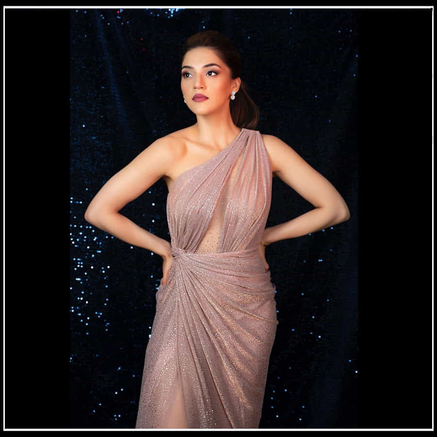 Mehreen Kaur Pirzada:మాతెక్కించే ఫోజులతో కొంటే చూపులతో మతిపొగోట్టేస్తున్న మెహ్రీన్..
