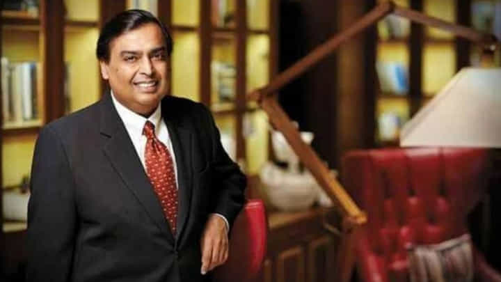 Mukesh Ambani: రిలయన్స్ షేర్ల దూకుడు వెనుక అసలు కారణం అదే.. మీరూ తెలుసుకోండి.. Mukesh Ambani: రిలయన్స్ షేర్ల దూకుడు వెనుక అసలు కారణం అదే.. మీరూ తెలుసుకోండి..