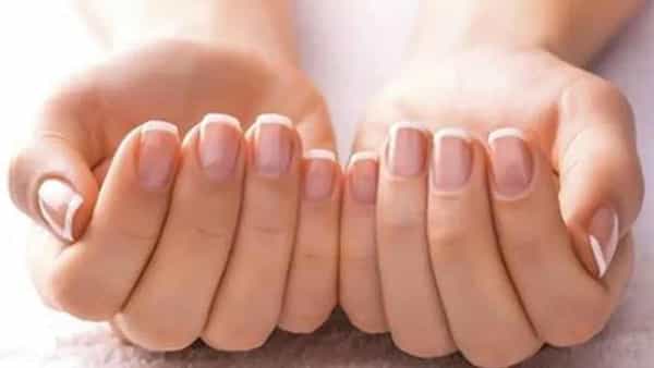 Nails Change Color: గోళ్లు రంగుమారితే చాలా ప్రమాదం.. ఆరోగ్య పరిస్థితి సులువుగా తెలుసుకోవచ్చు..!