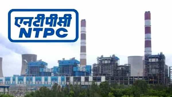Power Outage: దక్షిణాది విద్యుత్ గ్రిడ్లో సాంకేతిక లోపం.. ఎన్టీపీసీ సింహాద్రిలో నిలిచిన విద్యుత్ ఉత్పత్తి.. చీకట్లలో విశాఖ
