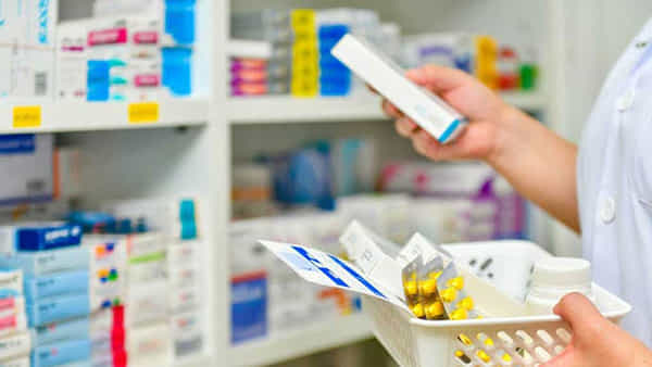 Medicine: ప్రిస్క్రిప్షన్ లేకుండా ఆ మందులు తీసుకోవచ్చు..! OTC జాబితా సిద్ధం చేసిన ప్రభుత్వం..