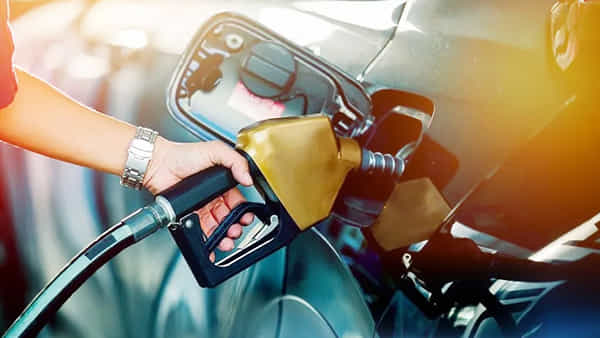 Petrol Diesel Prices: వాహనదారులకు గుడ్న్యూస్.. ఆ రాష్ట్రంలో తగ్గిన పెట్రోల్, డీజిల్ ధరలు..