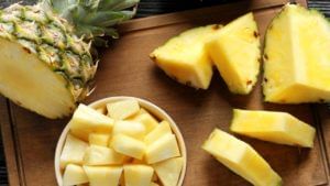 side effects of pineapple: పైనాపిల్‌ ఎక్కువగా తీసుకుంటున్నారా.. అయితే ఇవి తెలుసుకోవాల్సిందే..