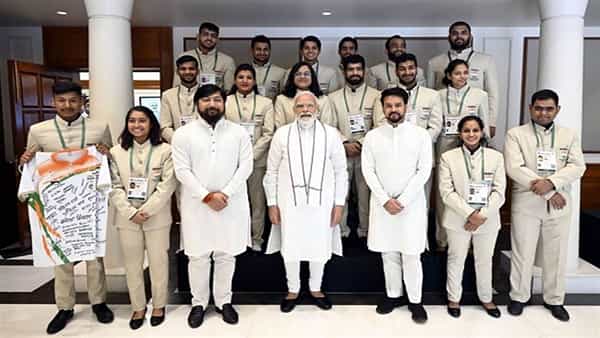 Deaflympics: మీ ఆటతో దేశ కీర్తిని మరింత పెంచారు.. డెఫ్లింపిక్స్ బృందంతో ముచ్చటించిన ప్రధాని మోదీ..