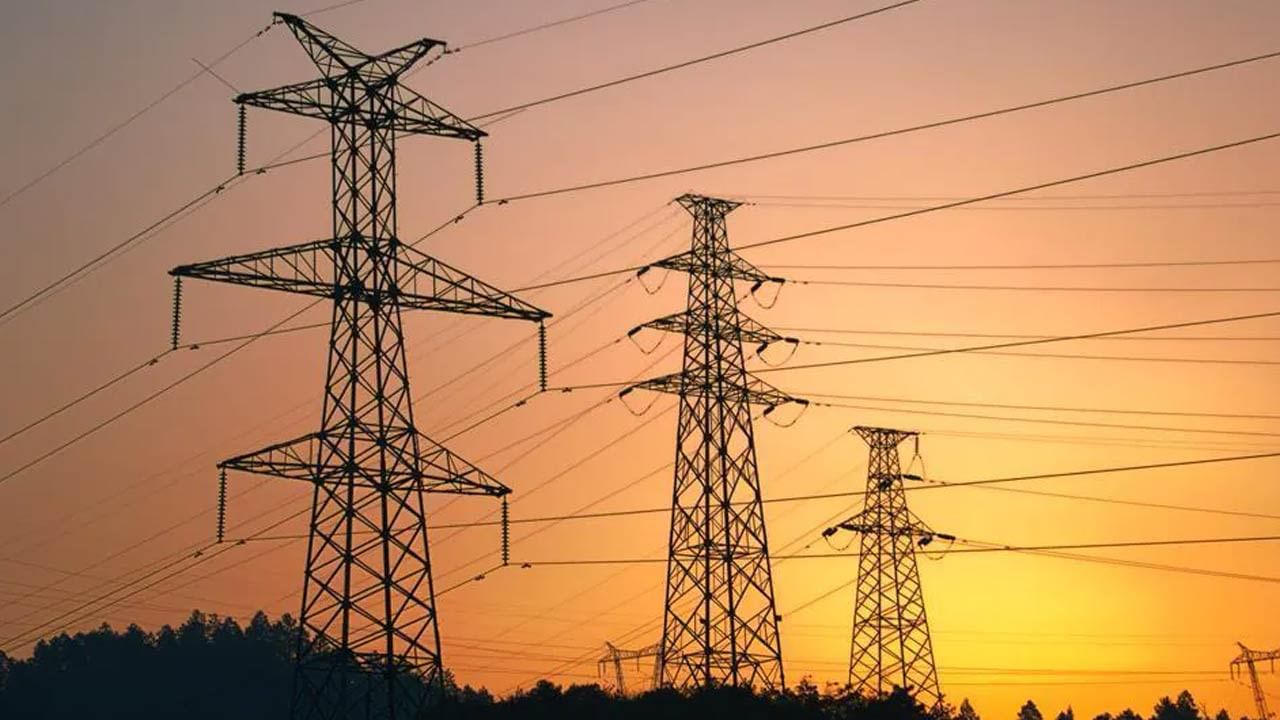 Power Crisis: కరెంట్ కష్టాలు అయిపోయాయని అనుకుంటున్నారా..? జూలై-ఆగస్టులో ముదరనున్న సంక్షోభం..