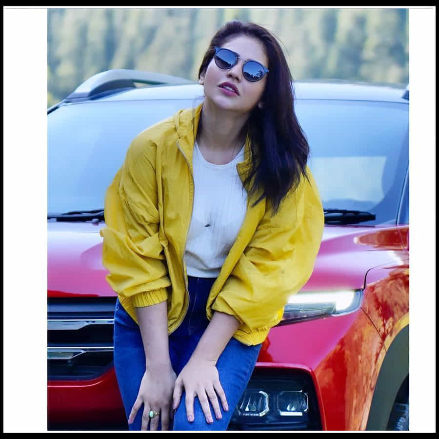 Priyanka Jawalkar: హాలిడే ట్రిప్ ఎంజాయ్ చేస్తూ ఫొటోస్ తో కుర్రకారుకి పిచ్చెక్కిస్తున్న ప్రియాంక జవాల్కర్..