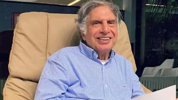 Ratan Tata Foundation: వారిపై చట్టపరమైన చర్యలు తీసుకుంటాం.. ఫేస్బుక్ నకిలీ ఖాతాపై రతన్ టాటా హెచ్చరిక..