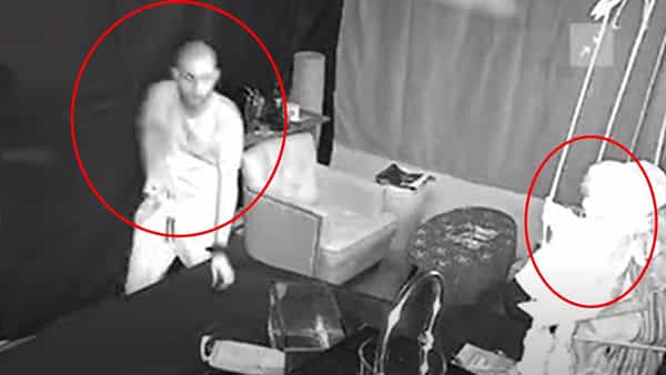 Viral CCTV Footage: అమ్మో ‘బొమ్మ’ పగబట్టింది.. హడలెత్తిస్తున్న సీసీటీవీ ఫుటేజీ.. మీరూ ఓ లుక్కేయండి..!