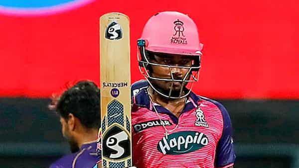 RR vs RCB Qualifier 2, IPL 2022: సంజు శాంసన్కి దడ పుట్టిస్తున్న ఆ ఆర్సీబీ బౌలర్..!