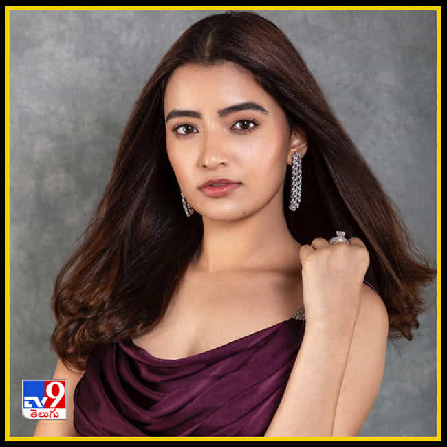 Rukshar Dhillon New Photos. Credit by:Rukshar Dhillon/Instagram	