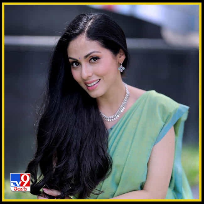 sadha New Photos. Credit by:sadha/Instagram