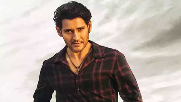 Sarkaru Vaari Paata Day 1 Box Office Collections: బాక్సాఫీస్ వద్ద వేట షూరు చేసిన మహేష్.. సర్కారు వారి పాట ఫస్ట్ డే కలెక్షన్స్..